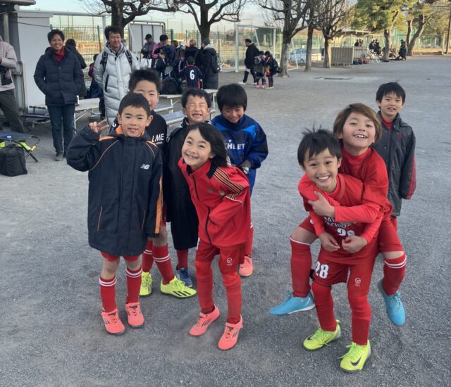 ストロングボーイズサッカー少年団さん、府中南FCさんとの練習試合の写真